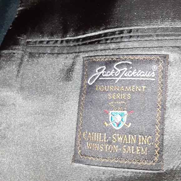 Jacket. - Picture 3 of 5